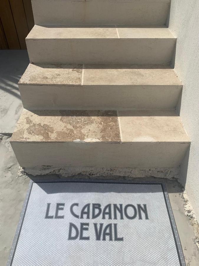 Le Cabanon De Val Bed & Breakfast Gassin Bagian luar foto